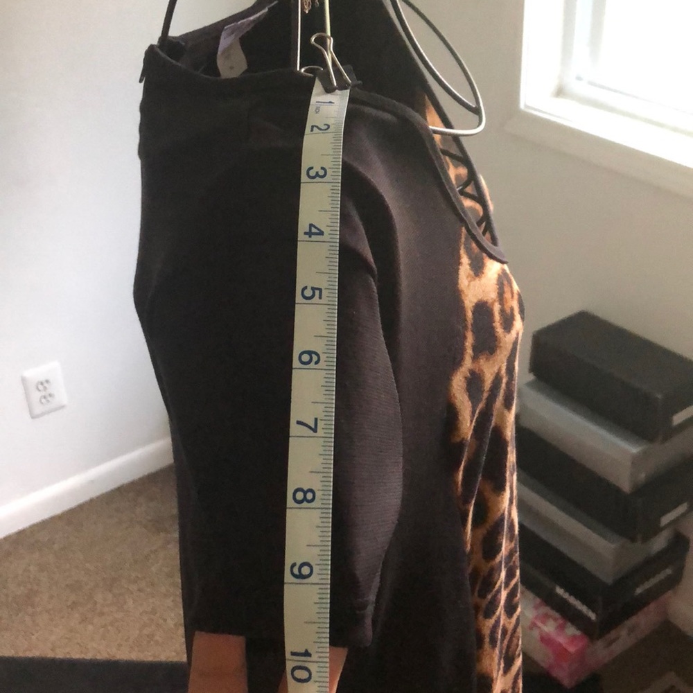 Classy Animal Print Dress - Picture 4 of 6